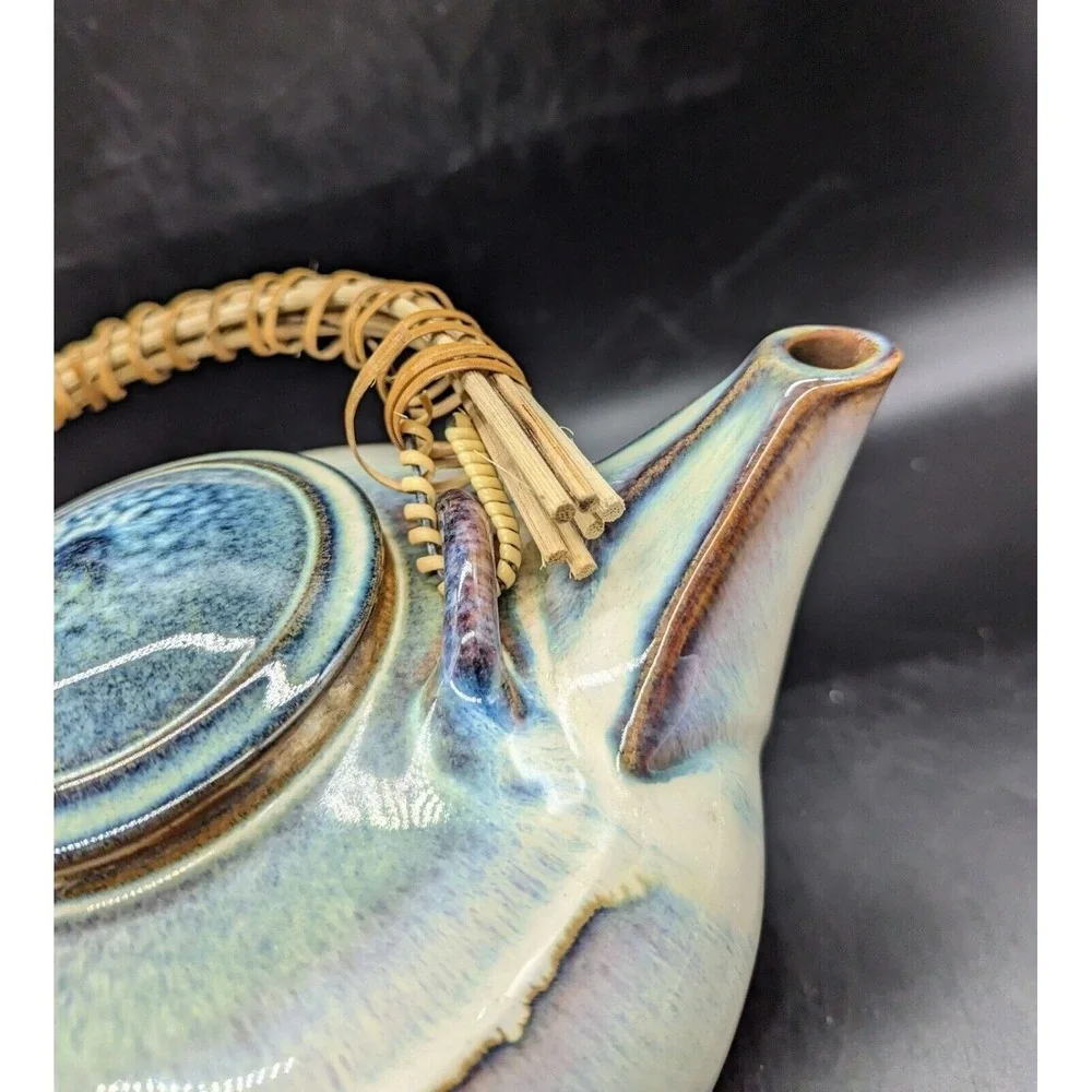 Bill Campbell Art Pottery Tea Pot Bamboo Handle 6‎ cup Blues Beige Unsigned